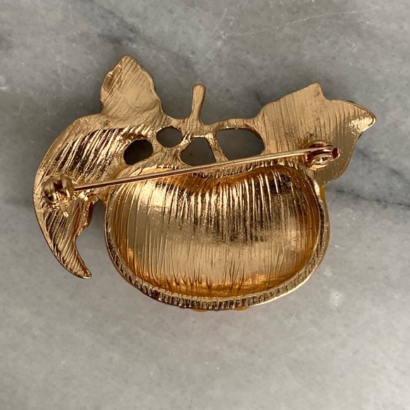 Pumpkin Brooch - Picture 4 of 4